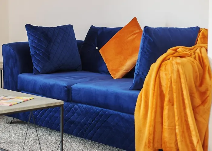 Home Away From Home - Contractors & Leisure
